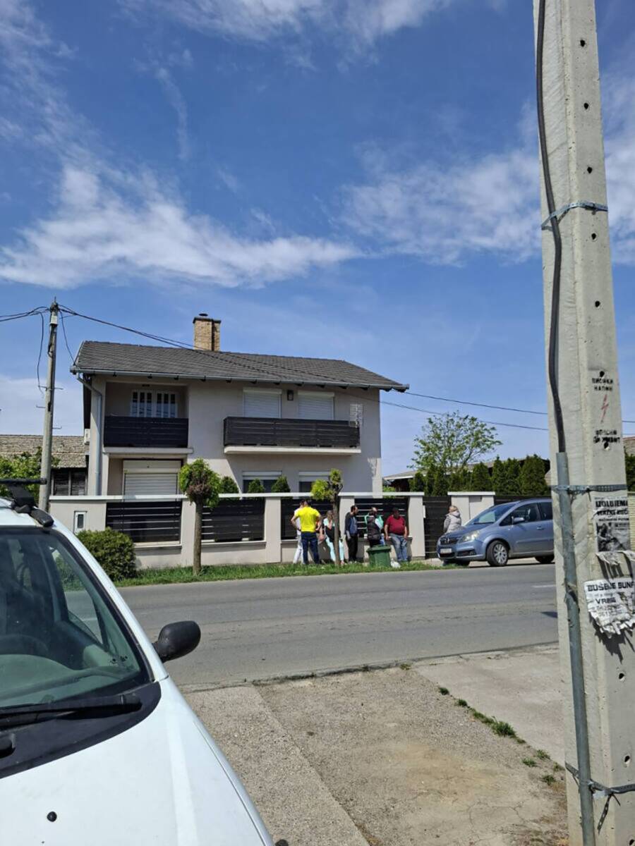 Uviđaj na mestu zločina kod Sombora (1).jpg