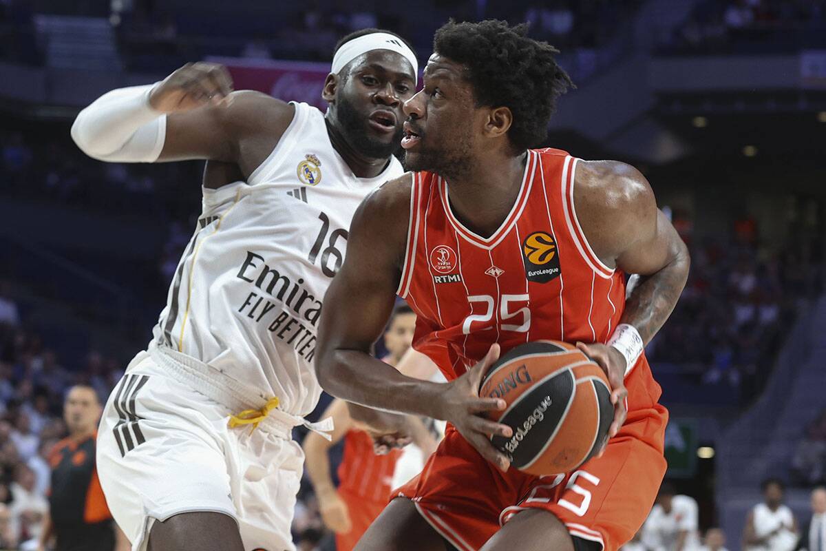 Real Madrid - Hapoel Tel Aviv (9).jpg