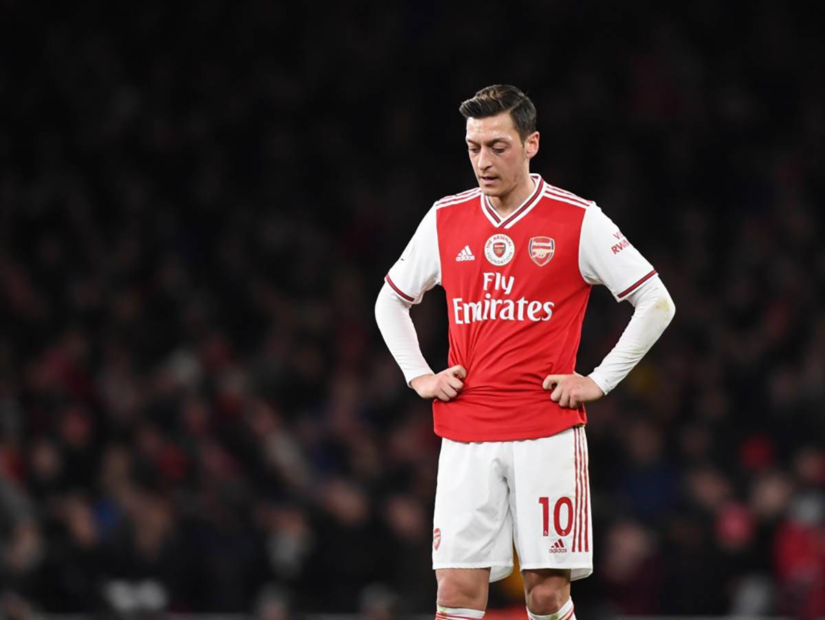 Mesut Ozil Arsenal (10).jpg
