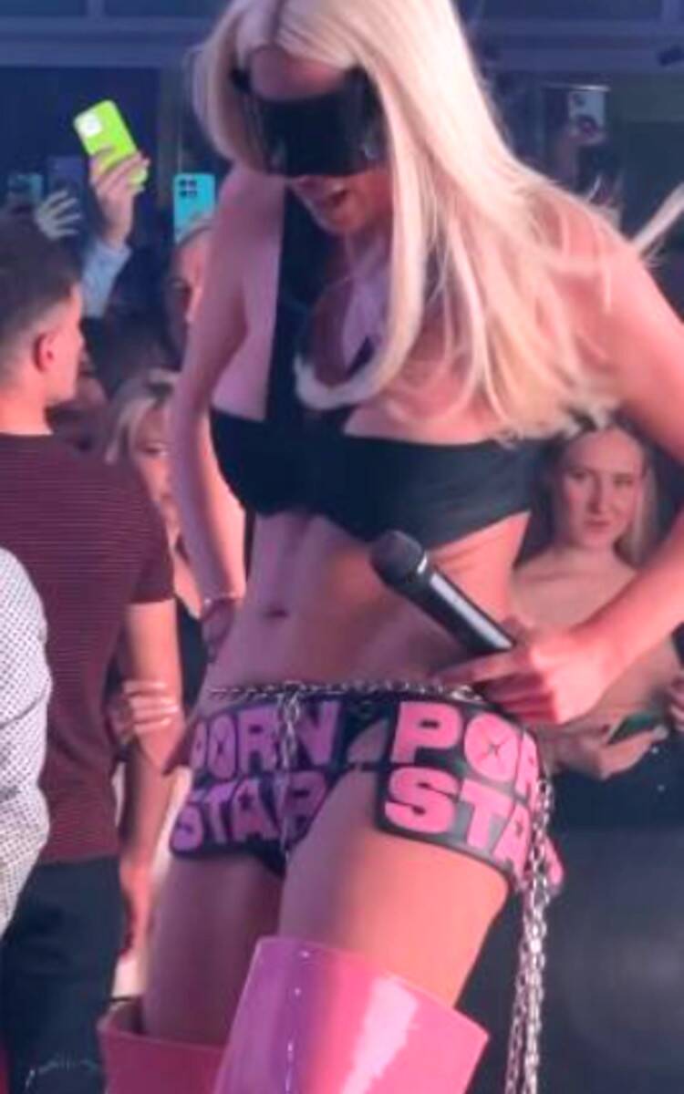 Jelena Karleuša4.jpg