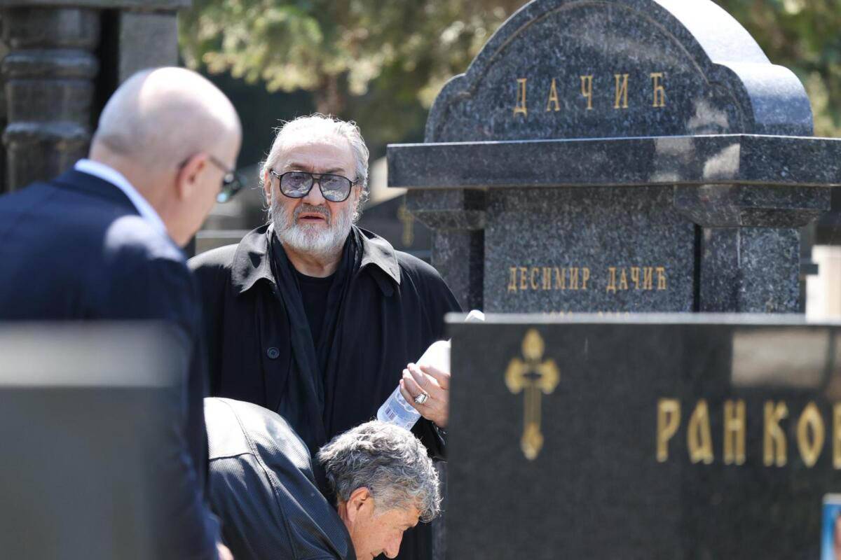 Vidoje Ristović pomen prva žena 5.jpg