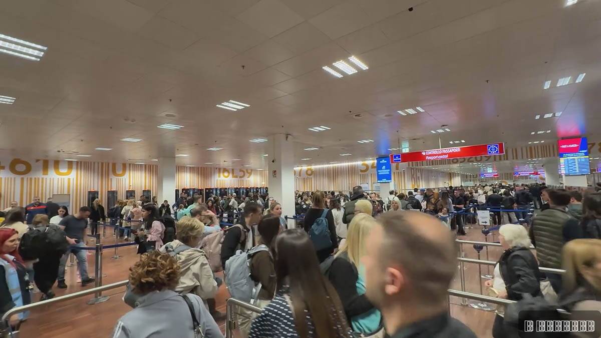 Srbi zarobljeni na aerodromu 3.jpg