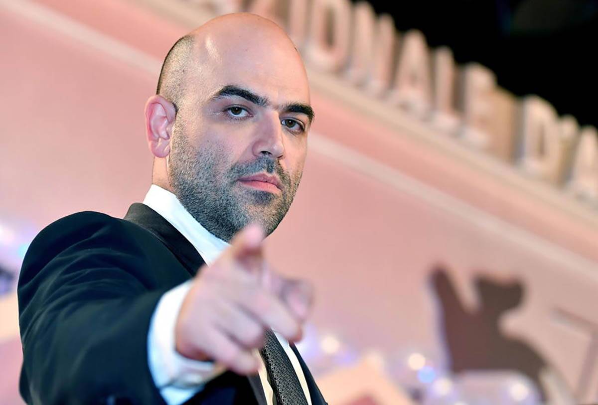 Roberto Savijano (6).jpg