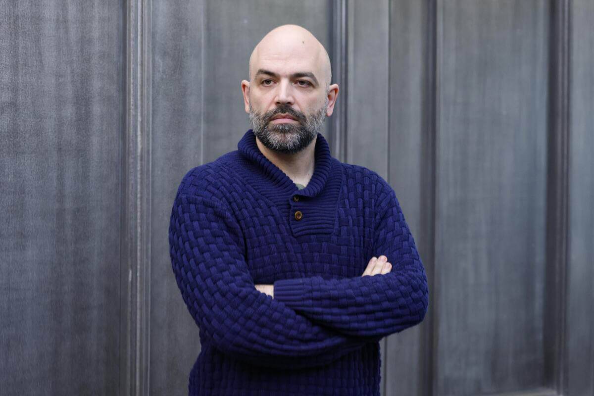 Roberto Savijano (7).jpg