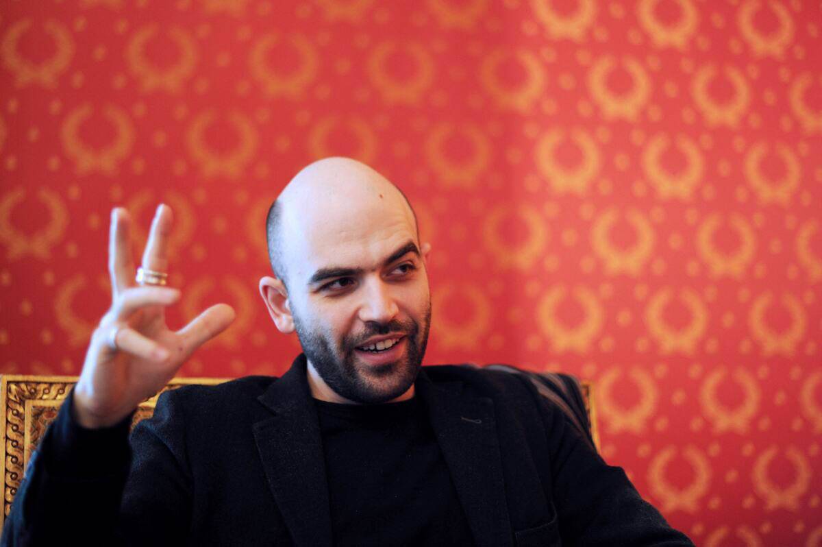 Roberto Savijano (8).jpg