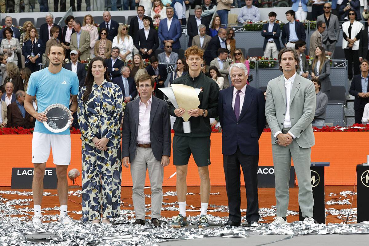 Siner - Zverev u finalu Madrida (4).jpg