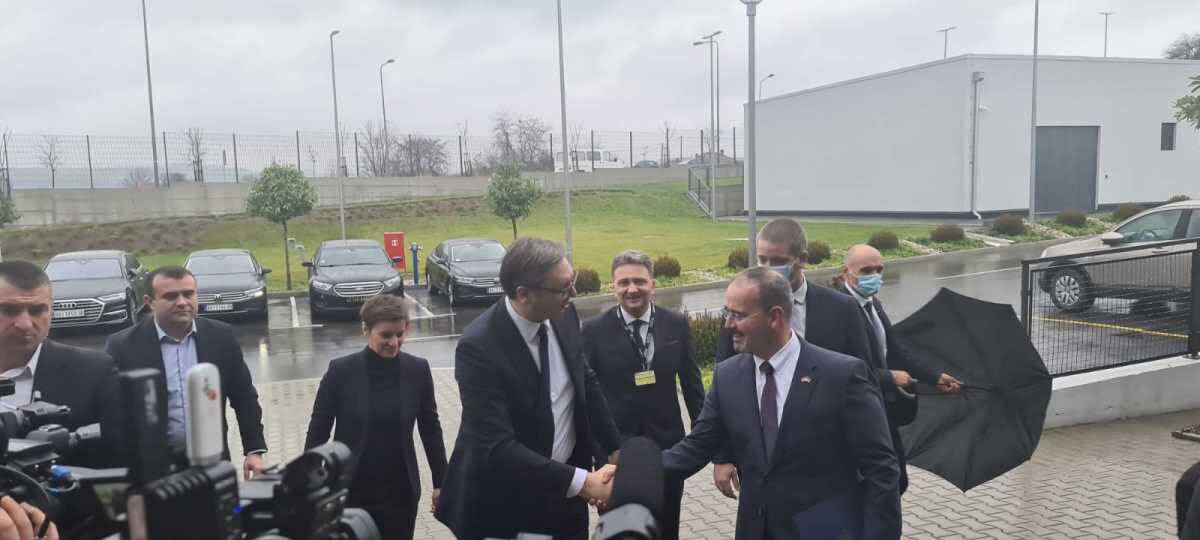 Predsednik Vučić u data centru u Kragujevcu (23).jpg