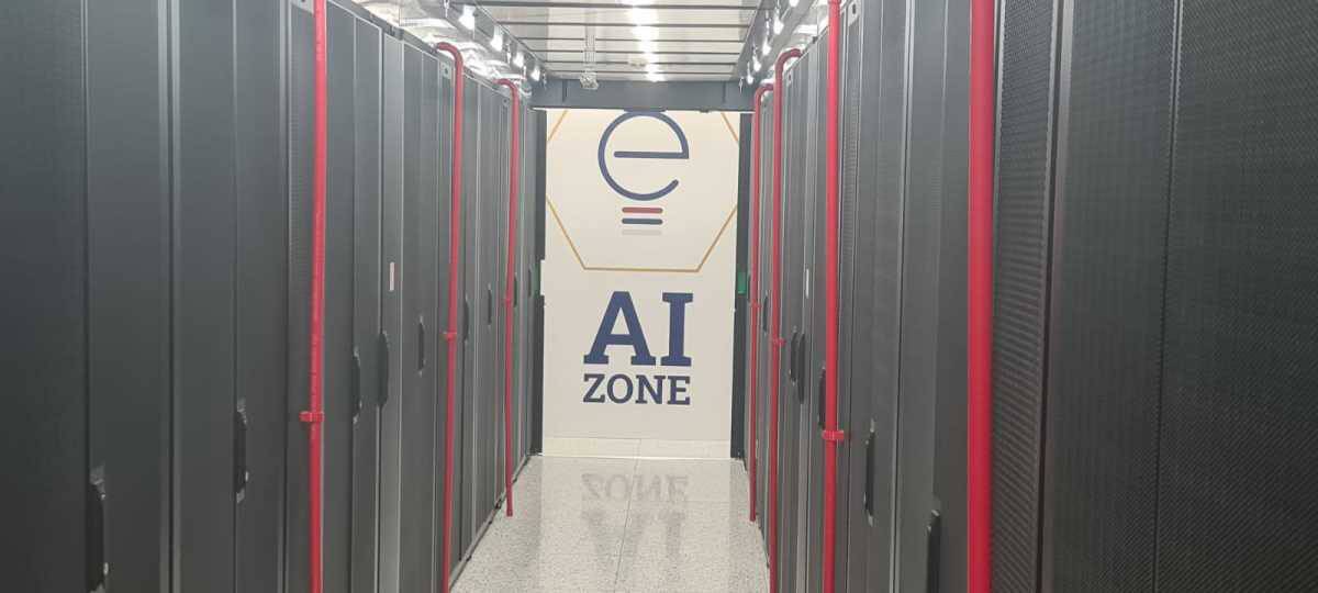 Predsednik Vučić u data centru u Kragujevcu (30).jpg