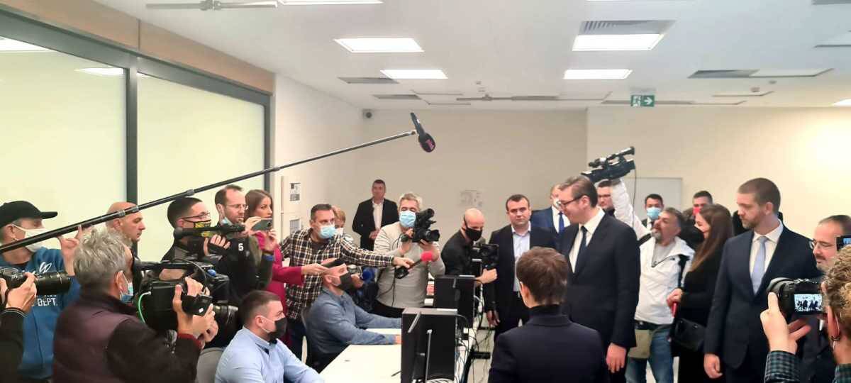 Predsednik Vučić u data centru u Kragujevcu (36).jpg