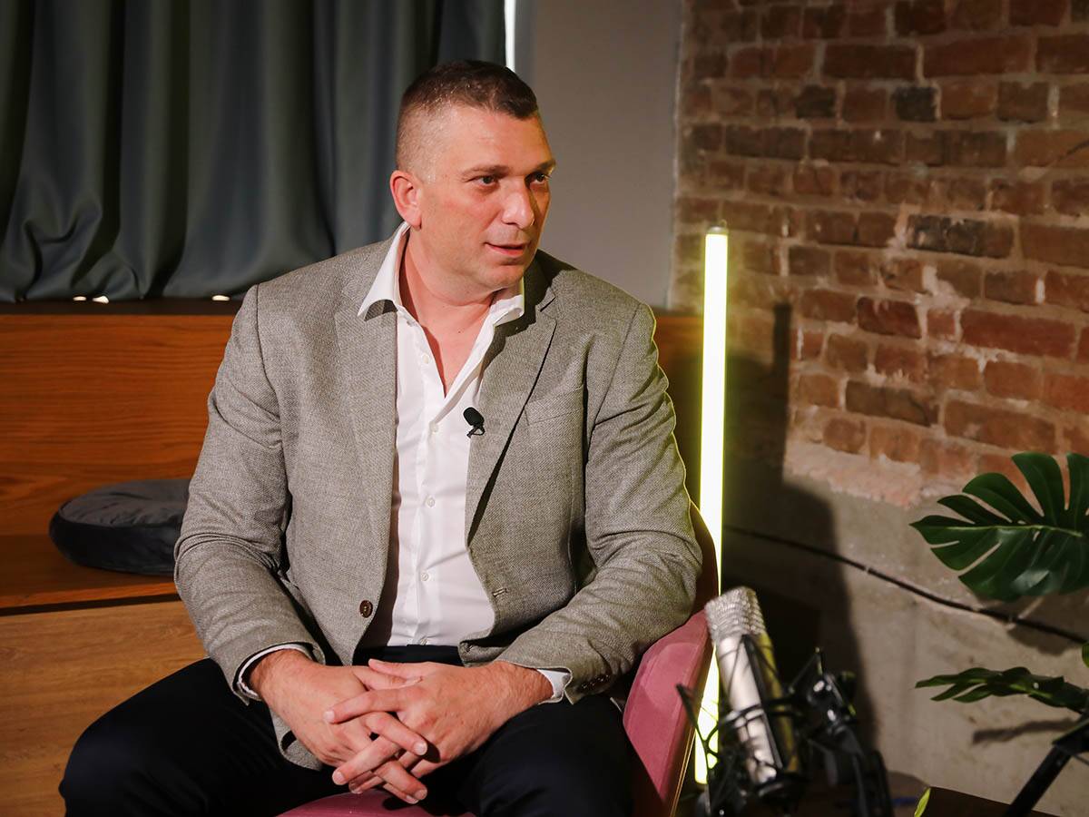 Nikola Đogatović, podkast Keš ekspert (5).jpg