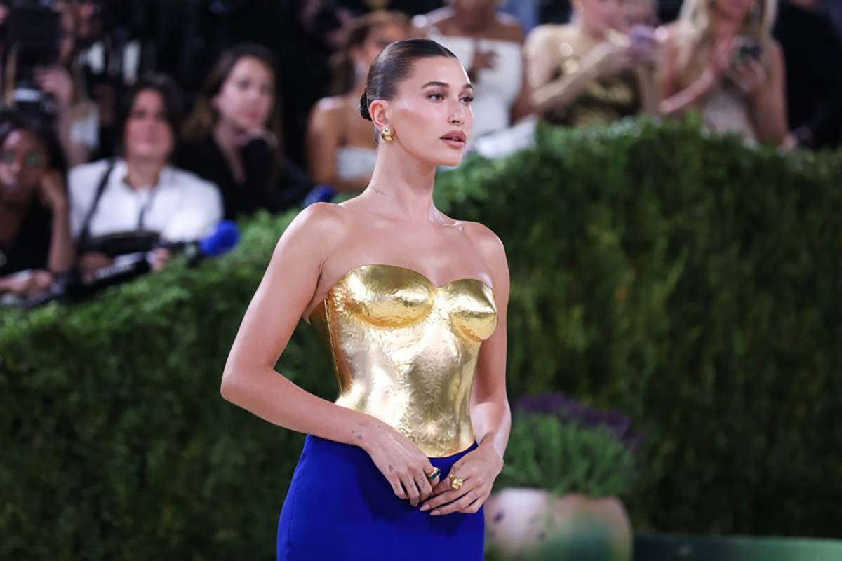 Hejli Biber Met Gala 2026 (2).jpg
