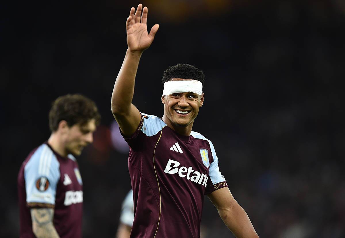 Aston Villa (2).jpg