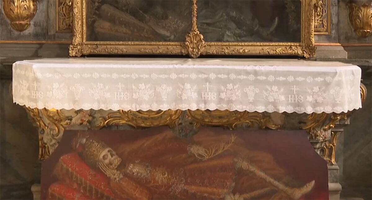 Otkriveni nemački sveci iz katakombi (2).jpg
