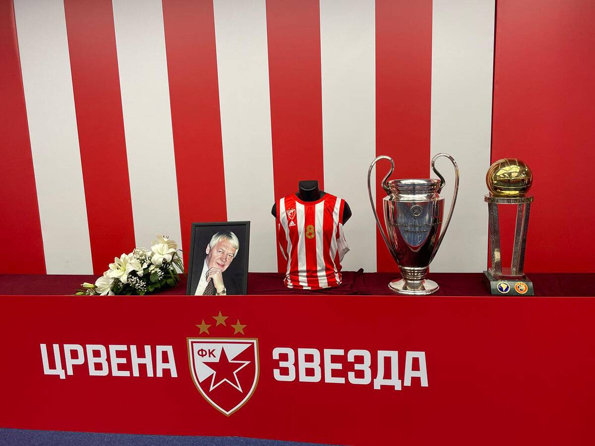 Komemoracija Vladimira Cvetkovića na Marakani (1).jpg