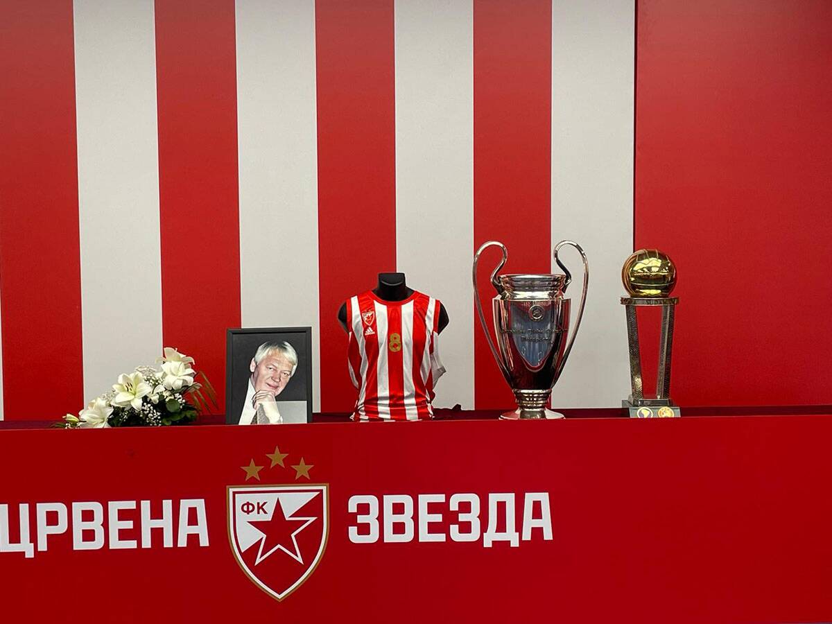 Komemoracija Vladimira Cvetkovića na Marakani (3).jpg