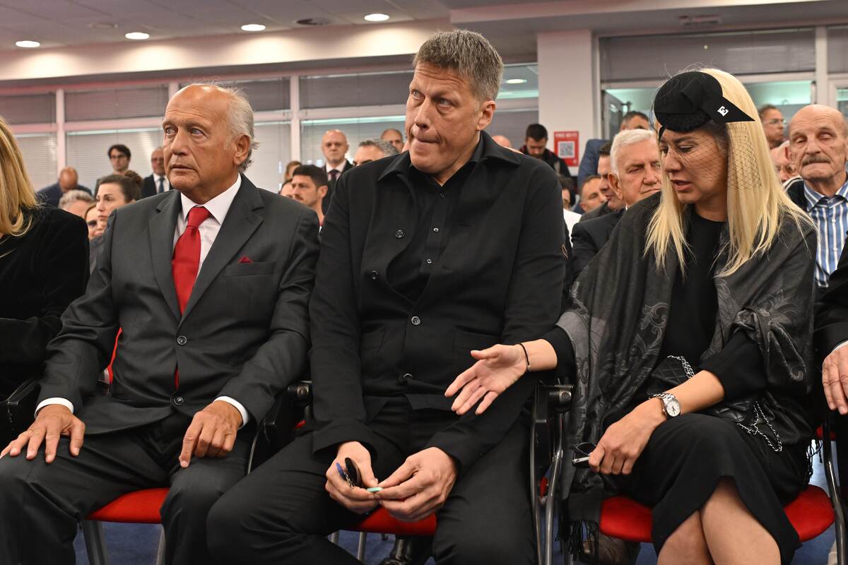 Poznati na komemoraciji Vladimiru Cvetkovicu (6).JPG