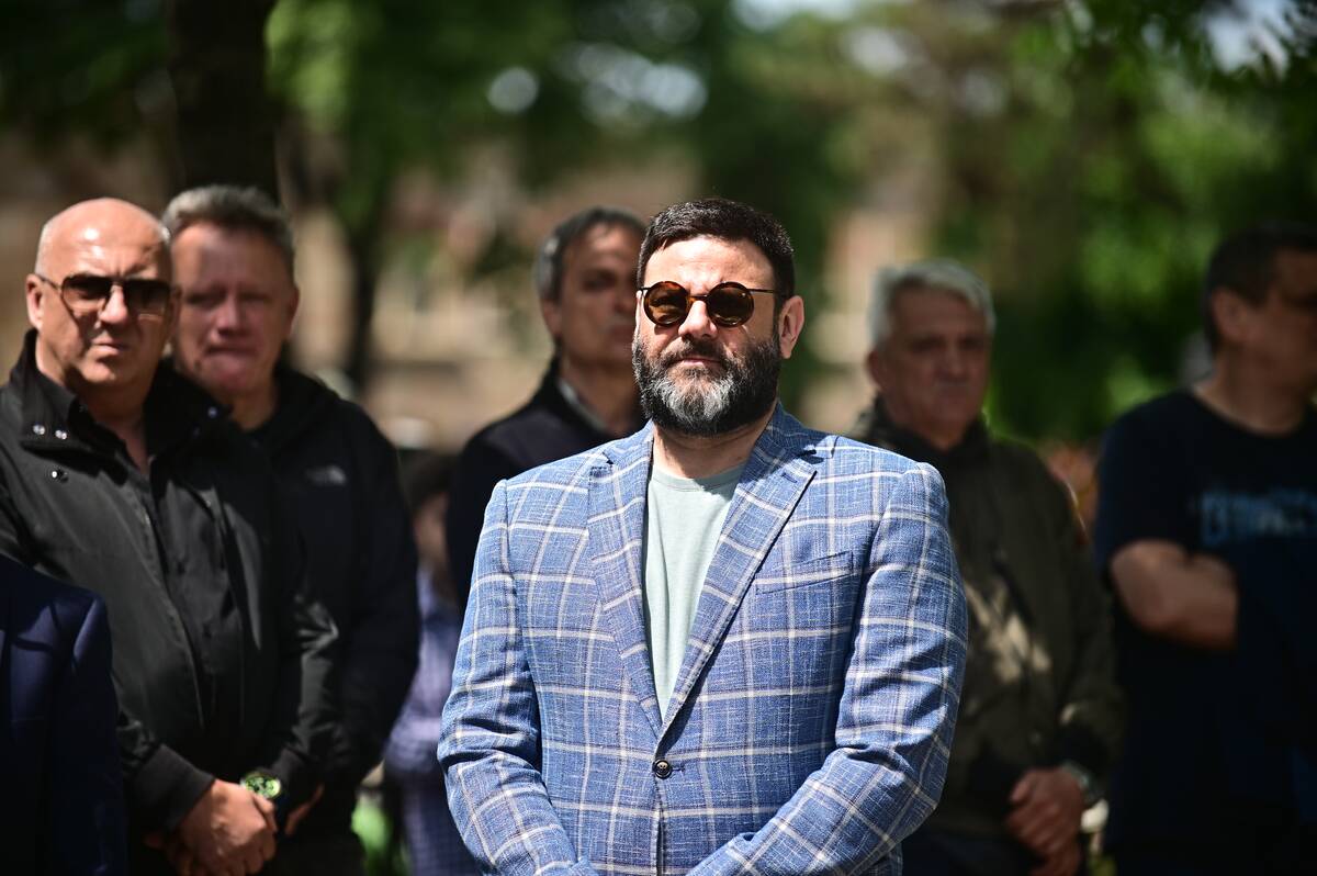 Dragan Velanac na sahrani Vladimira Cvetkovića