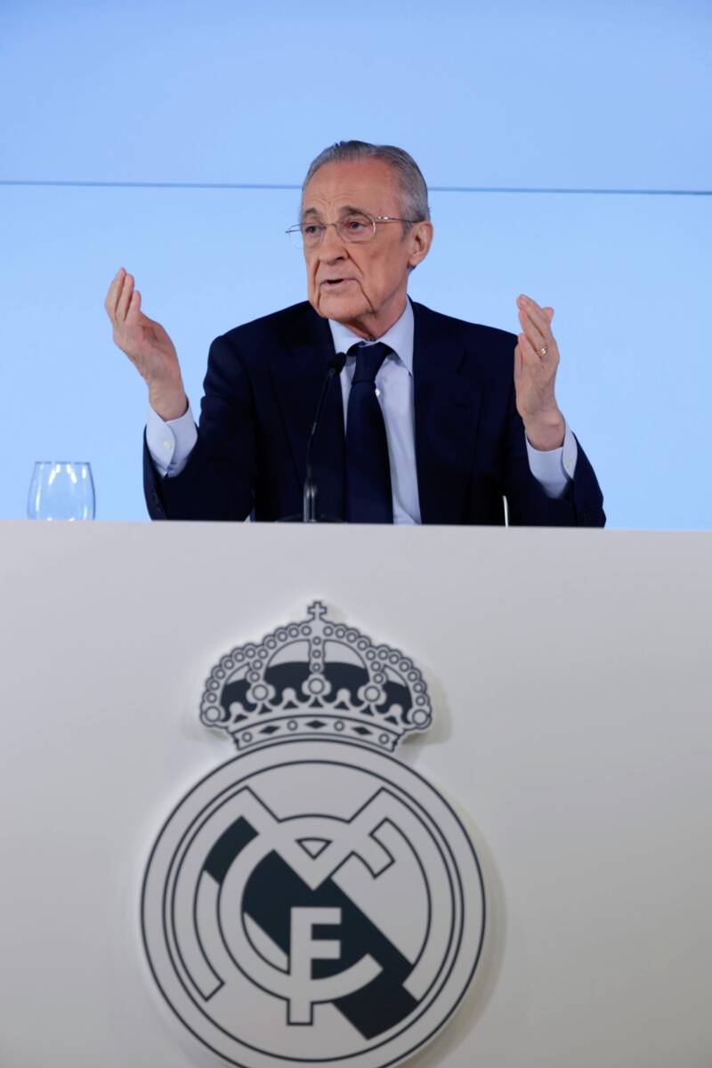 Florentino Perez za govornicom Real Madrida