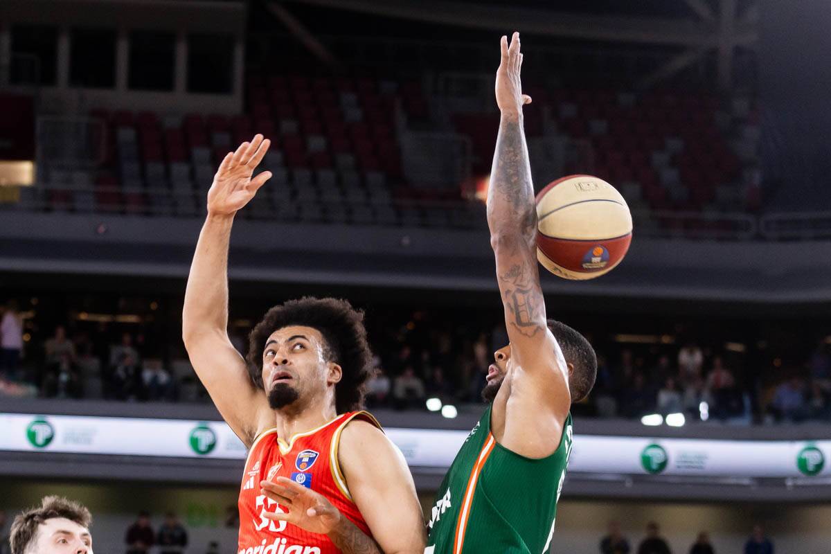 Crvena Zvezda - Cedevita Olimpija (8).jpg