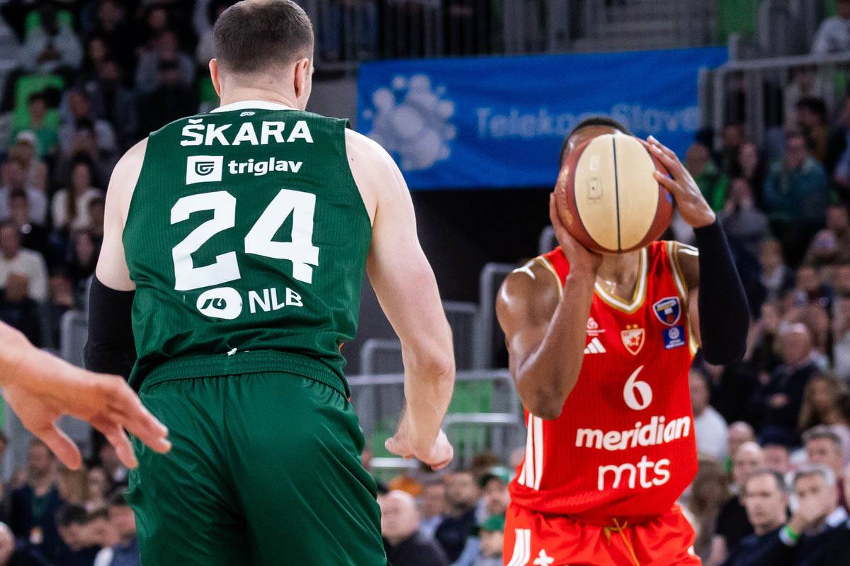 Crvena Zvezda - Cedevita Olimpija (14).jpg