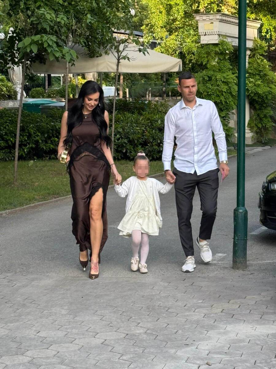 Katarina Grujic sa Gobeljom i cerkicom stigla kod Perucice na slavlje (6).jpg