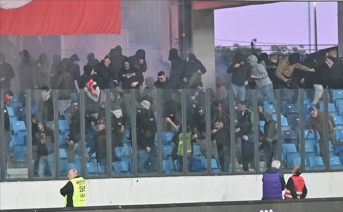 sukob navijača kup Srbije Crvena Zvezda - Vojvodina (1).jpg