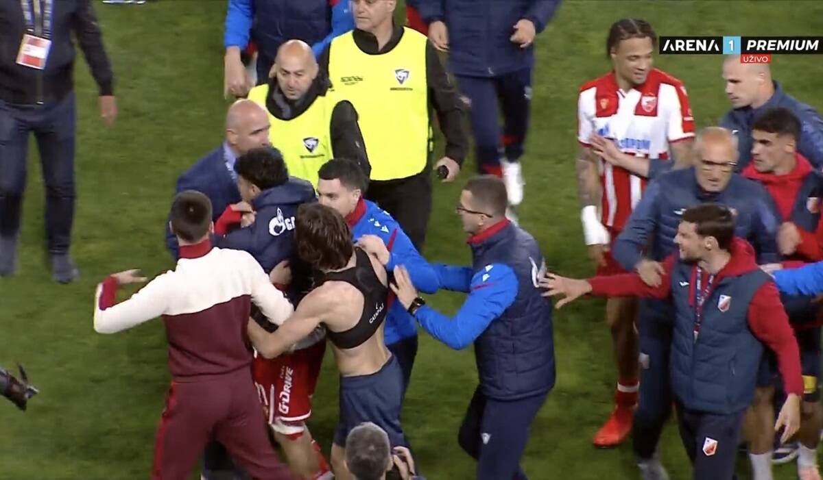 Tuča igrača Crvene zvezde i Vojvodine u finalu Kupa