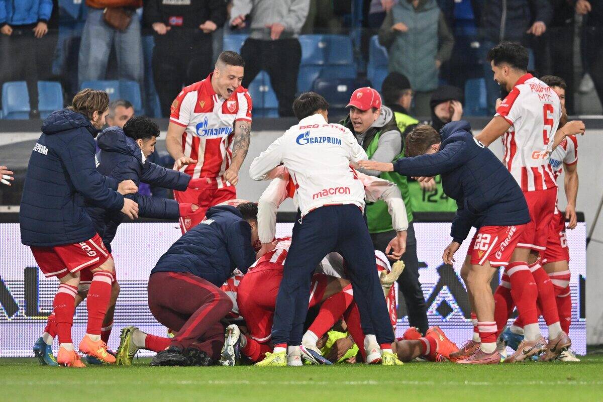 Zvezda - Vojvodina posle meča (1).JPG
