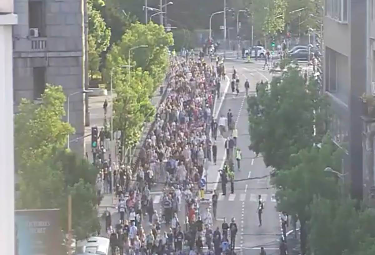 Protest ispred RTSa (1).jpg