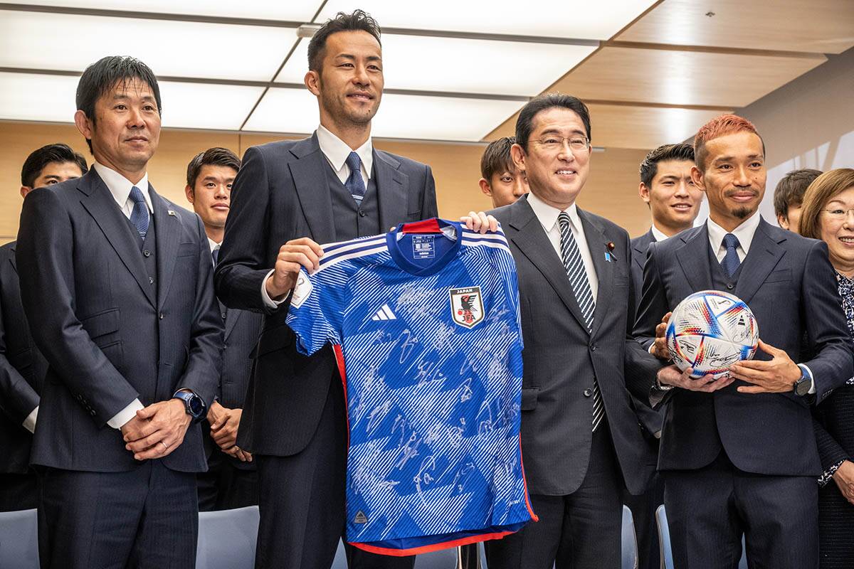 Juto Nagatomo 6.jpg