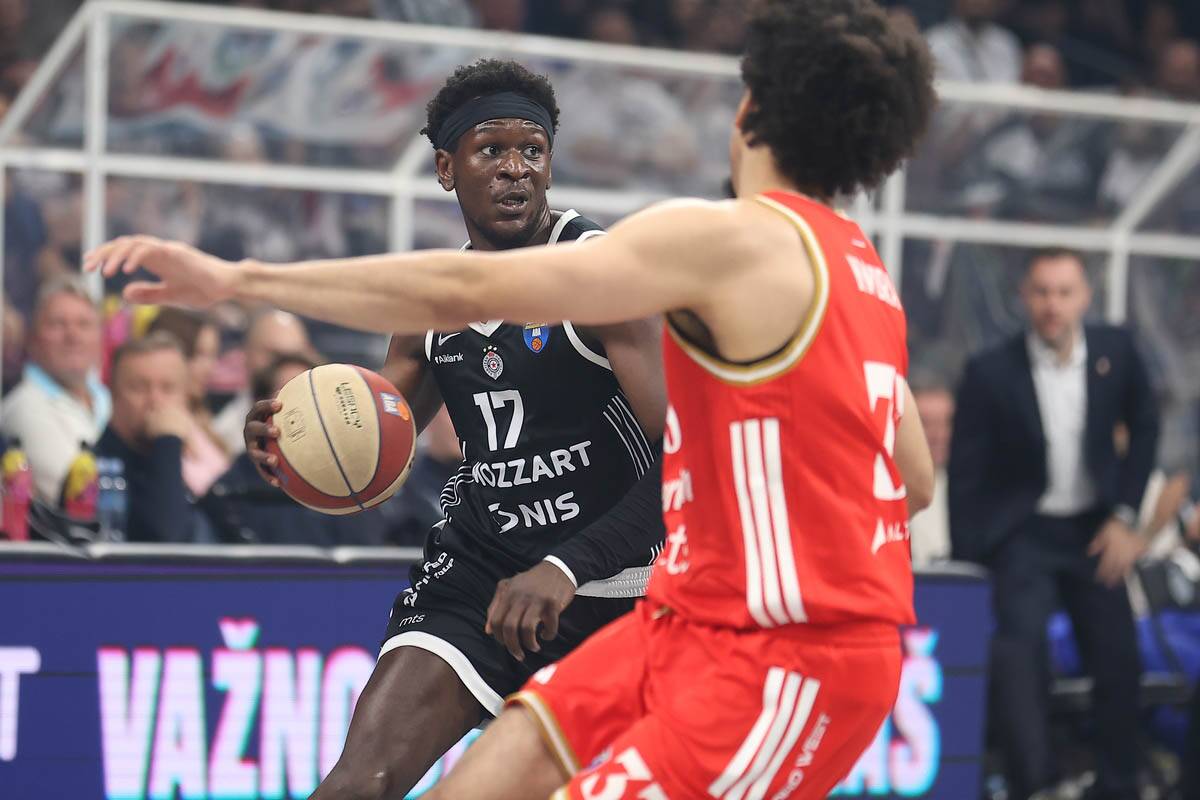 Crvena Zvezda - Partizan (2).jpg