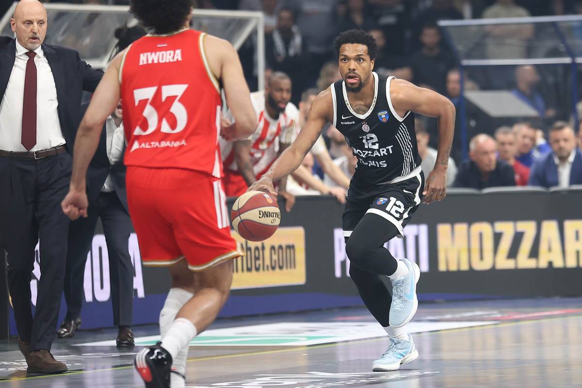 Crvena Zvezda - Partizan (4).jpg