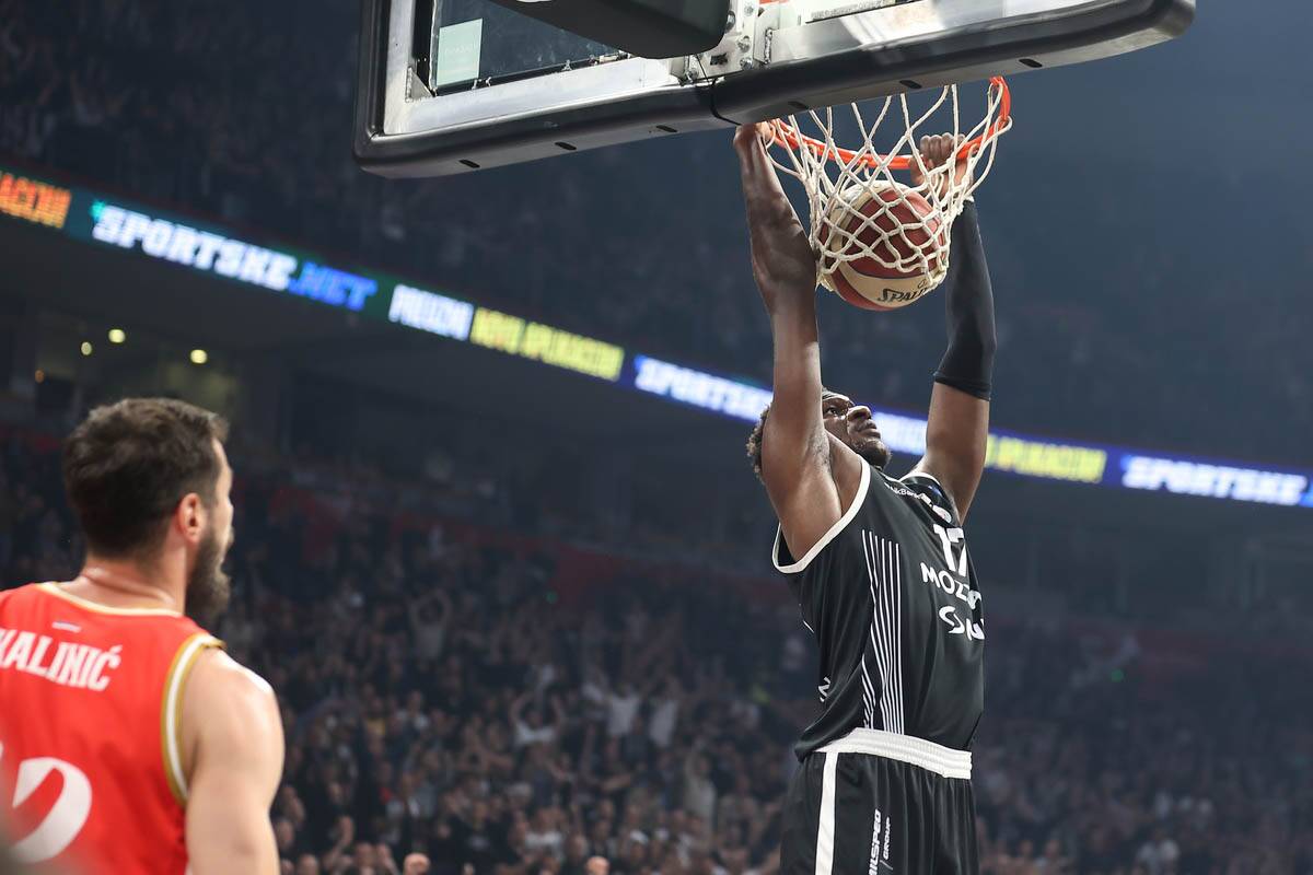 Crvena Zvezda - Partizan (3).jpg