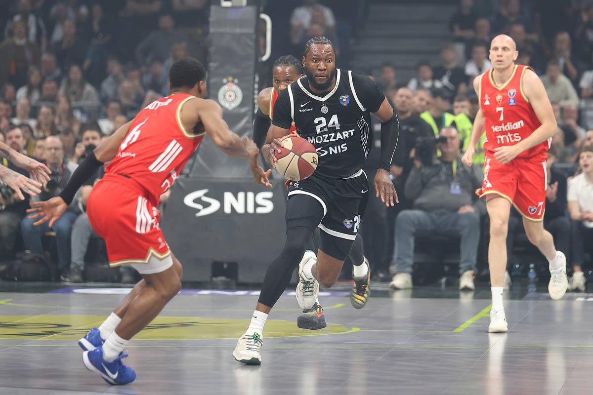 Crvena Zvezda - Partizan (1).jpg