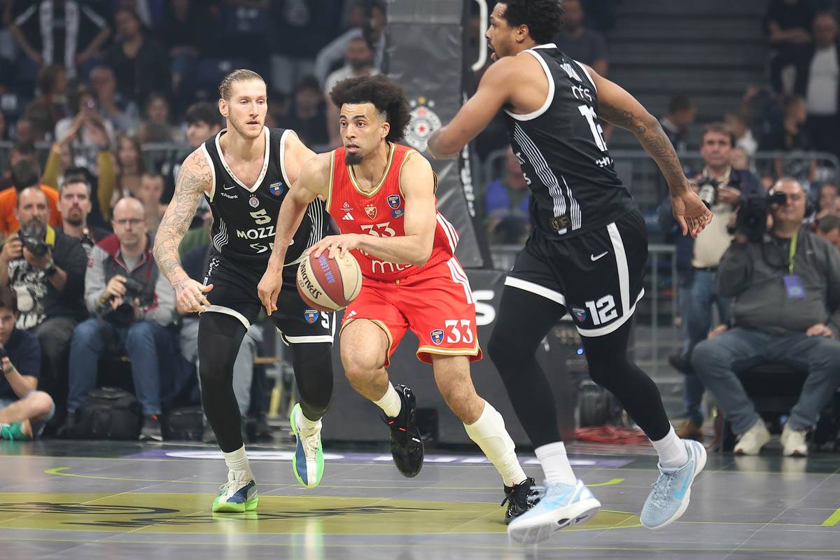 Crvena  Zvezda - Partizan (4).jpg