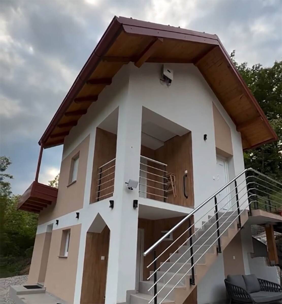 amerikanac snimio ceo proces renoviranja kuće