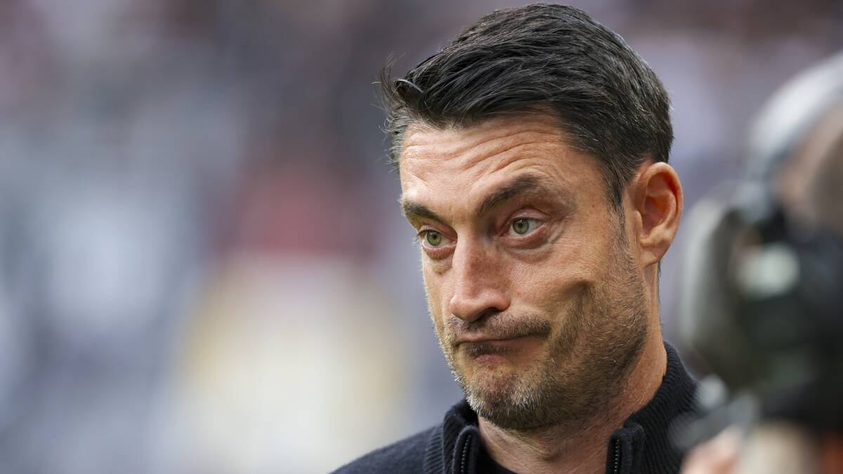 Albert Rijera vodi Ajntraht na utakmici u Bundesu