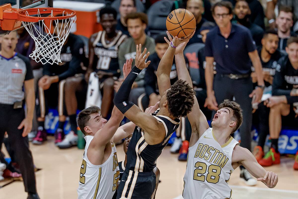 Luka Garza  (5).jpg