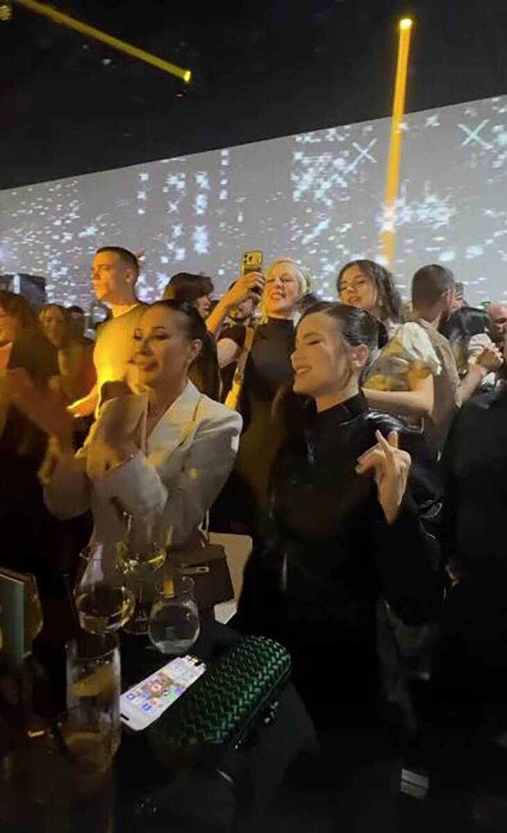 Ceca Ražnatović i Milica Pavlović (2).jpg