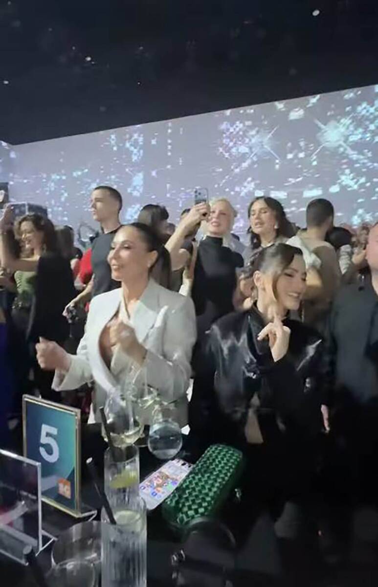 Ceca Ražnatović i Milica Pavlović (4).jpg