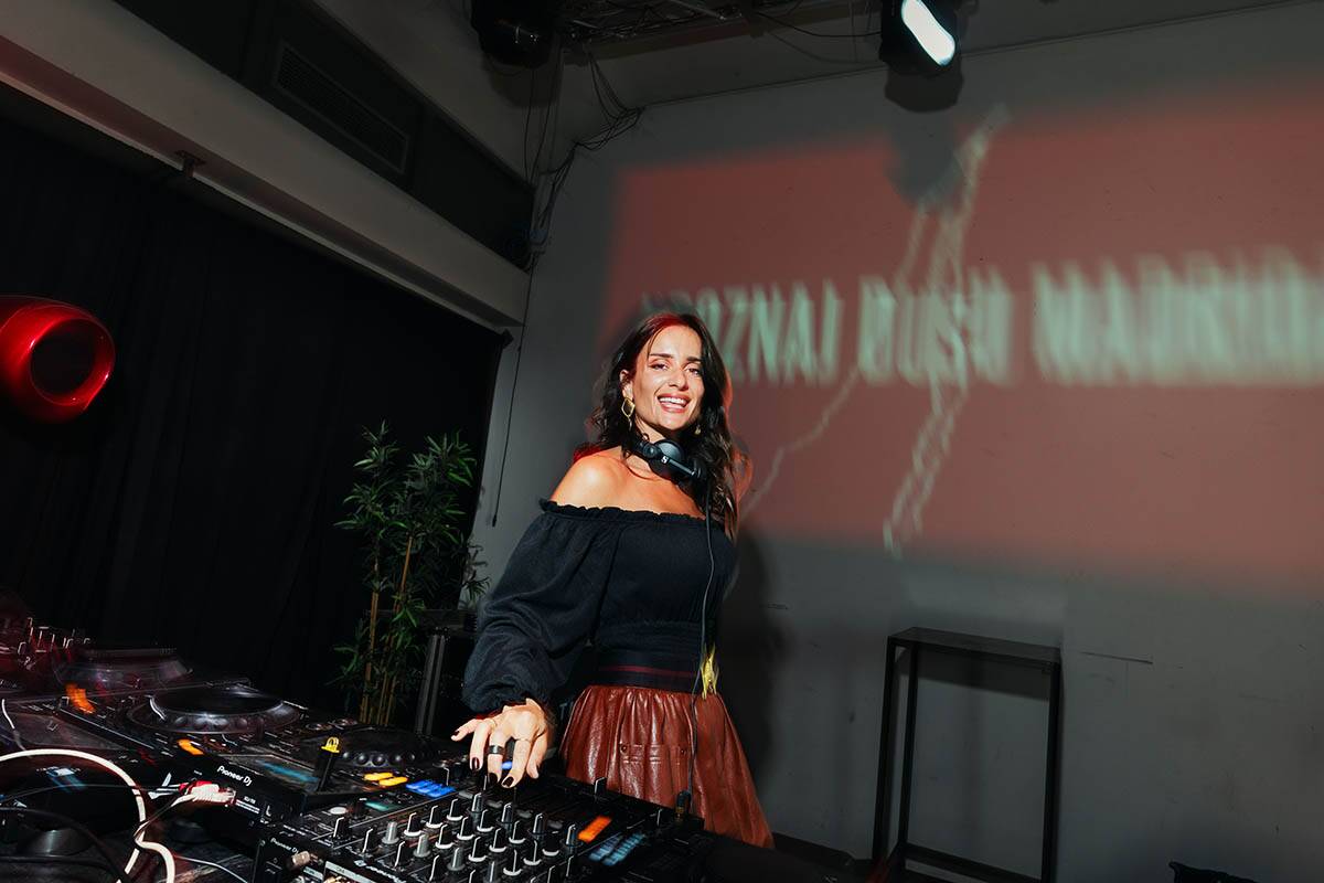 6_DJ Dunja Kolognat copy.jpg