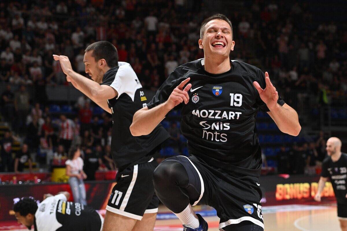 Crvena zvezda - Partizan (14).JPG