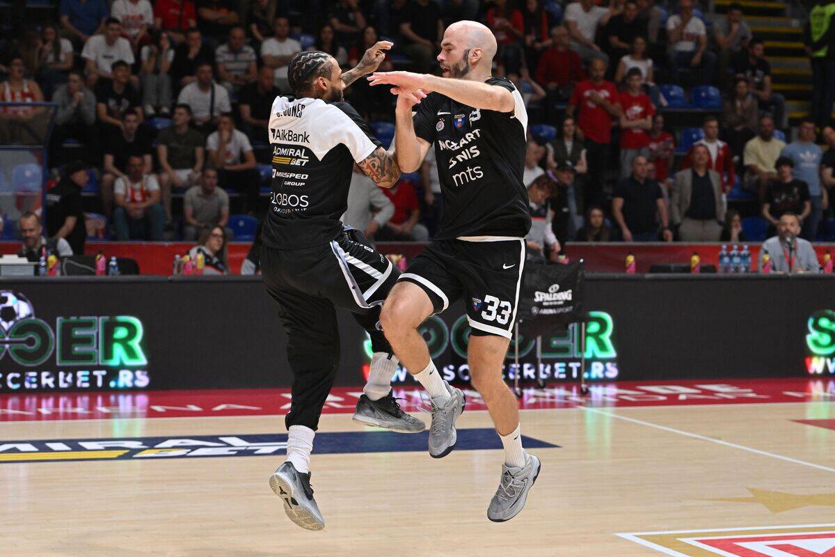 Crvena zvezda - Partizan (16).JPG