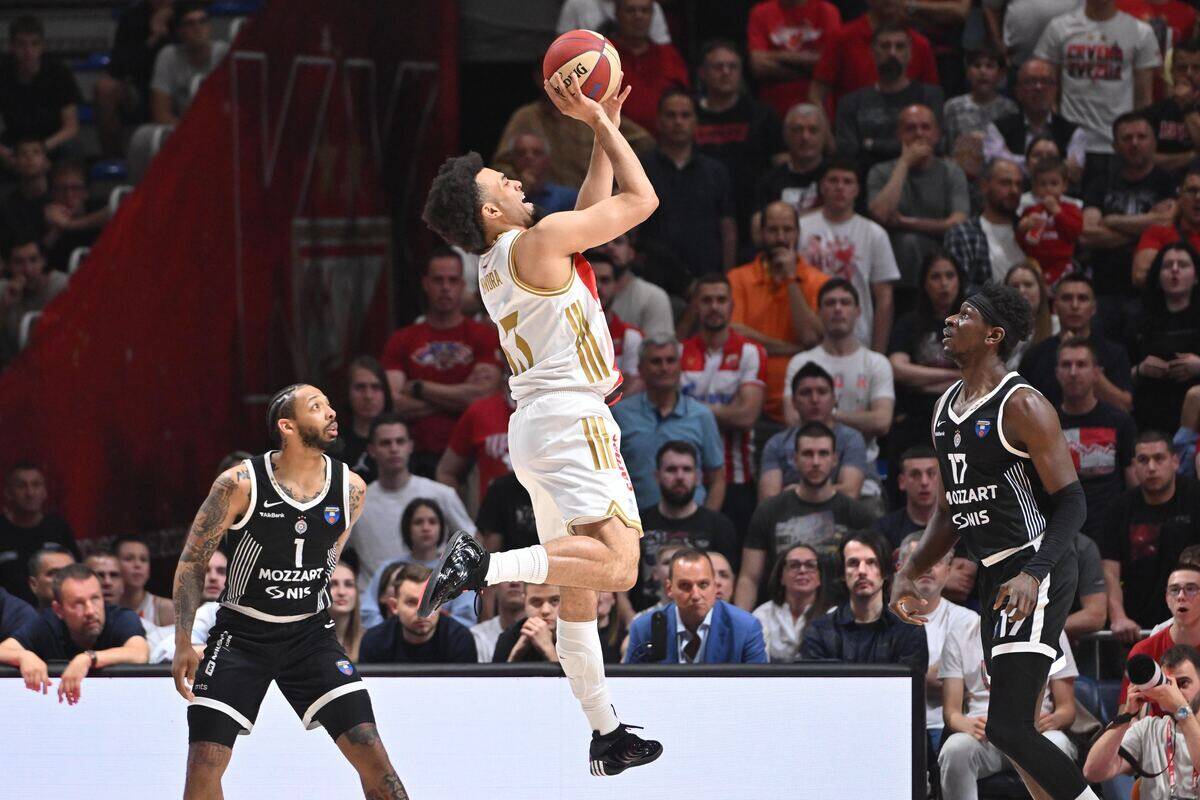 Crvena zvezda - Partizan (18).JPG