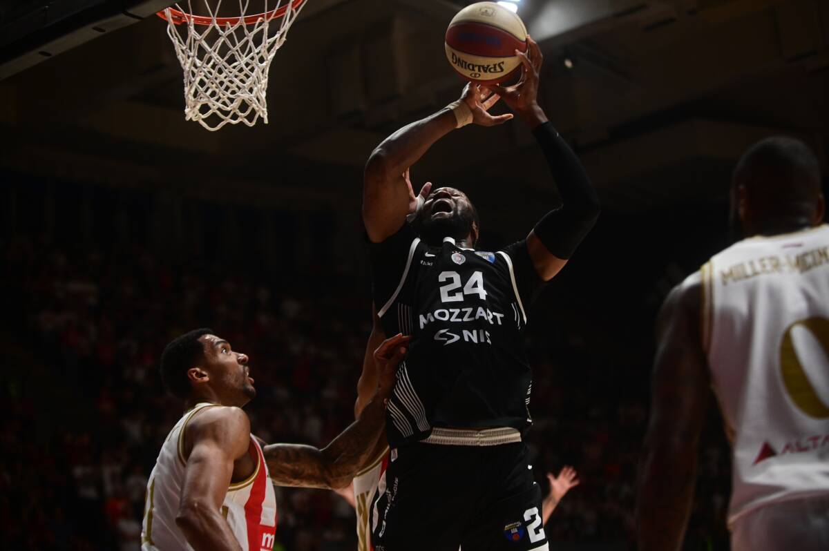 Crvena zvezda - Partizan (20).JPG
