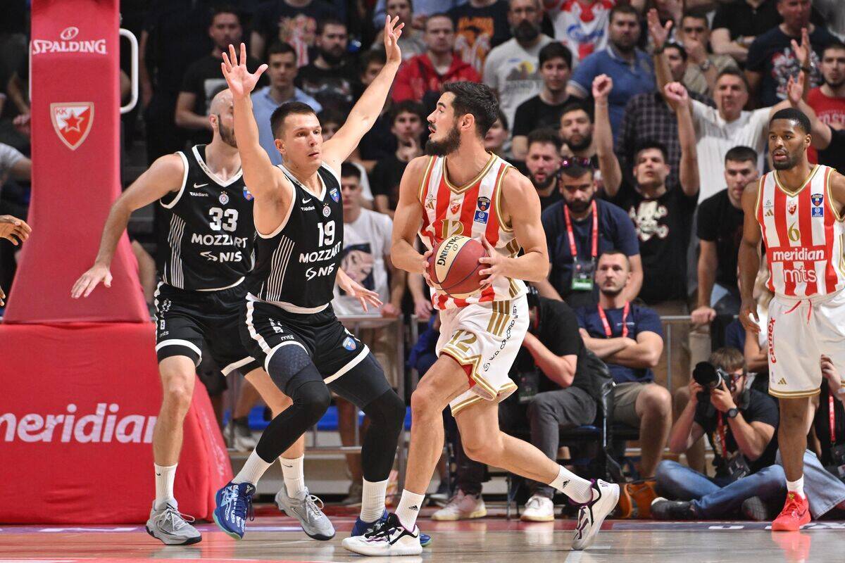 Crvena zvezda - Partizan (12).JPG