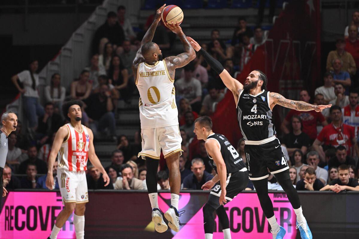 Crvena zvezda - Partizan (10).JPG