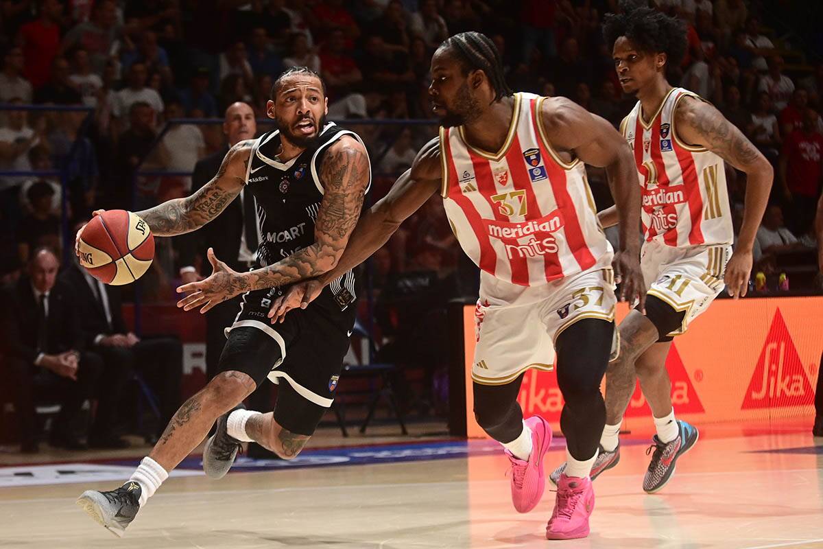 Partizan - Crvena zvezda (1).jpg