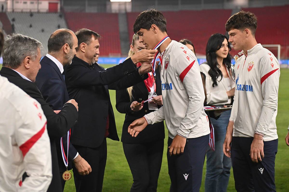 Crvena zvezda - OFK Beograd (3).jpg