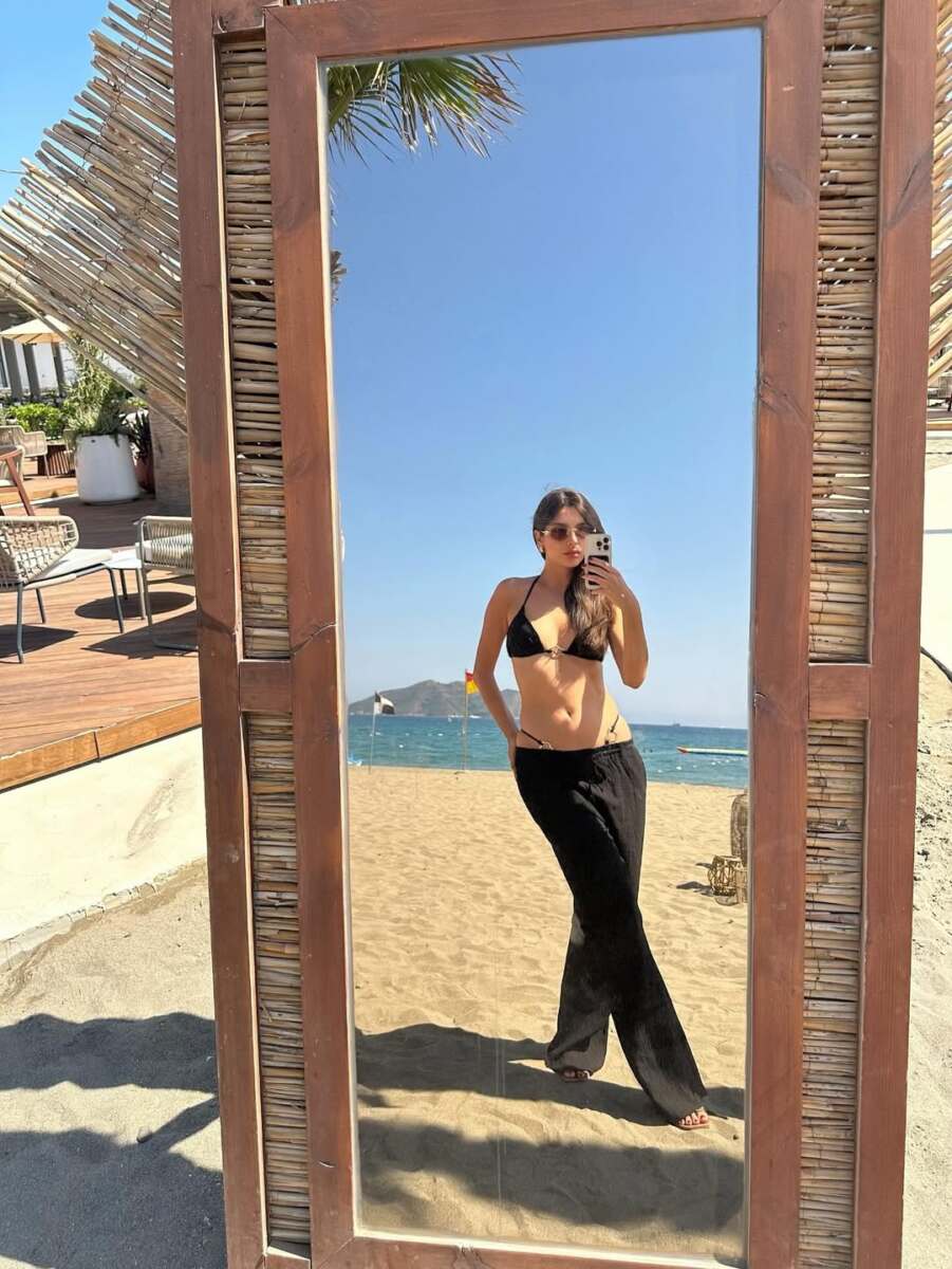 Jelena Tričković u kupaćem